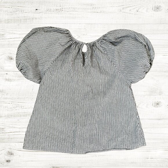 Never a Wallflower XS Puff Sleeve Stripe Grey and White Top - Picture 2 of 3